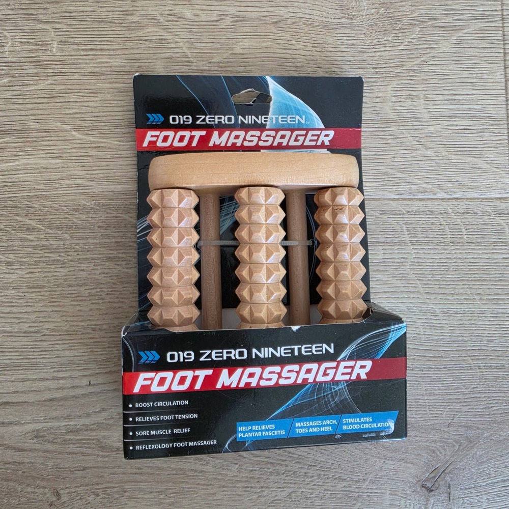 Wooden Foot Massager Roller Reflexology Relief NEW